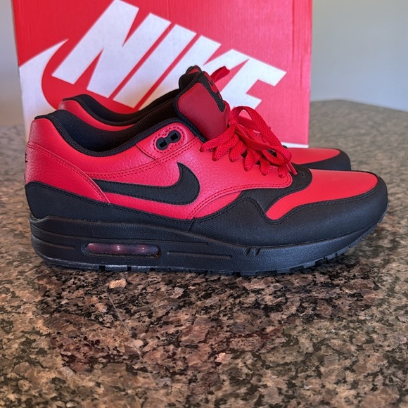 Nike Air Max 1 ltr premium Red leather Sneakers EUC 10.5 - Picture 4 of 16